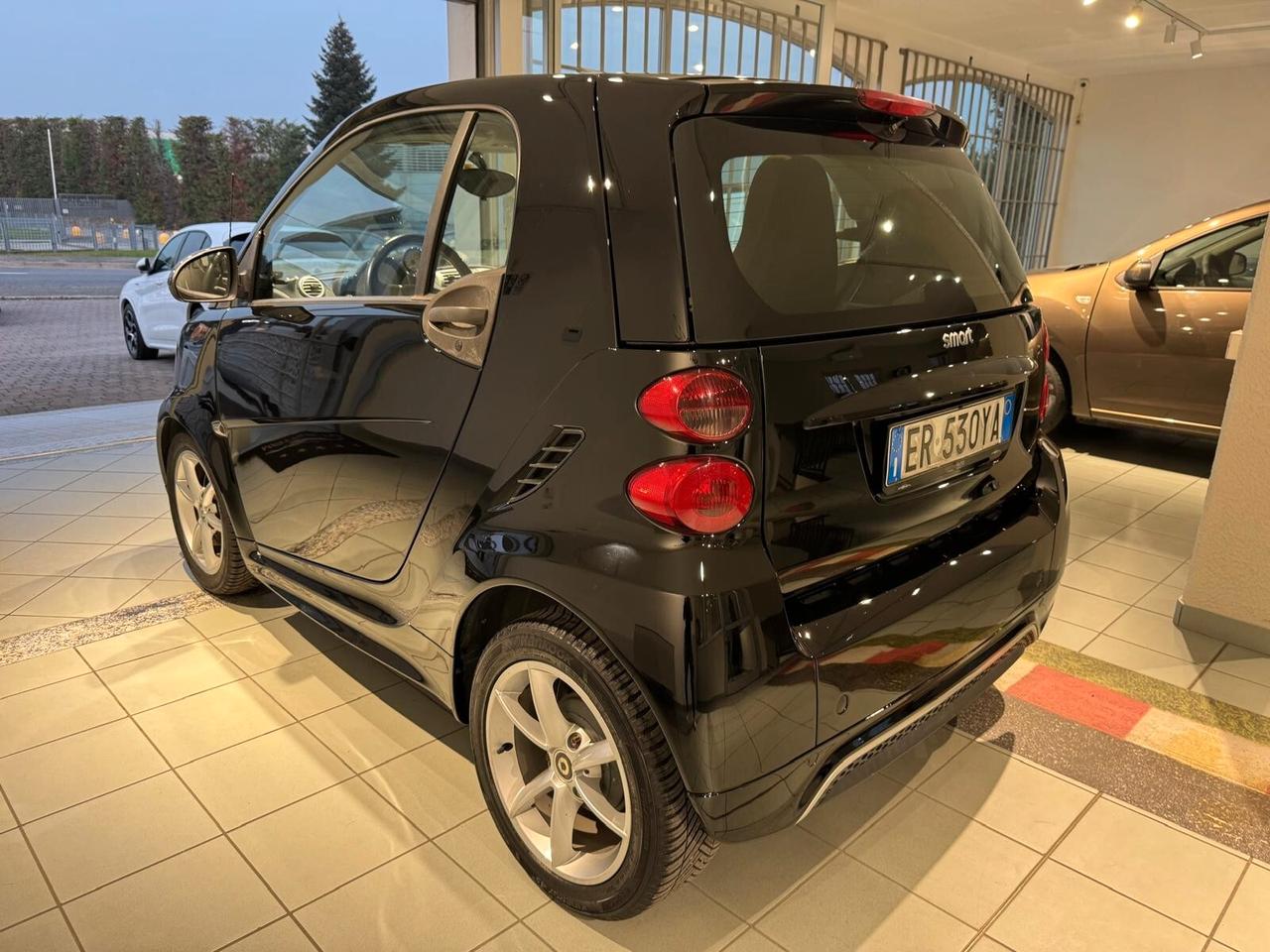 Smart ForTwo 1000 52 kW MHD coupé passion