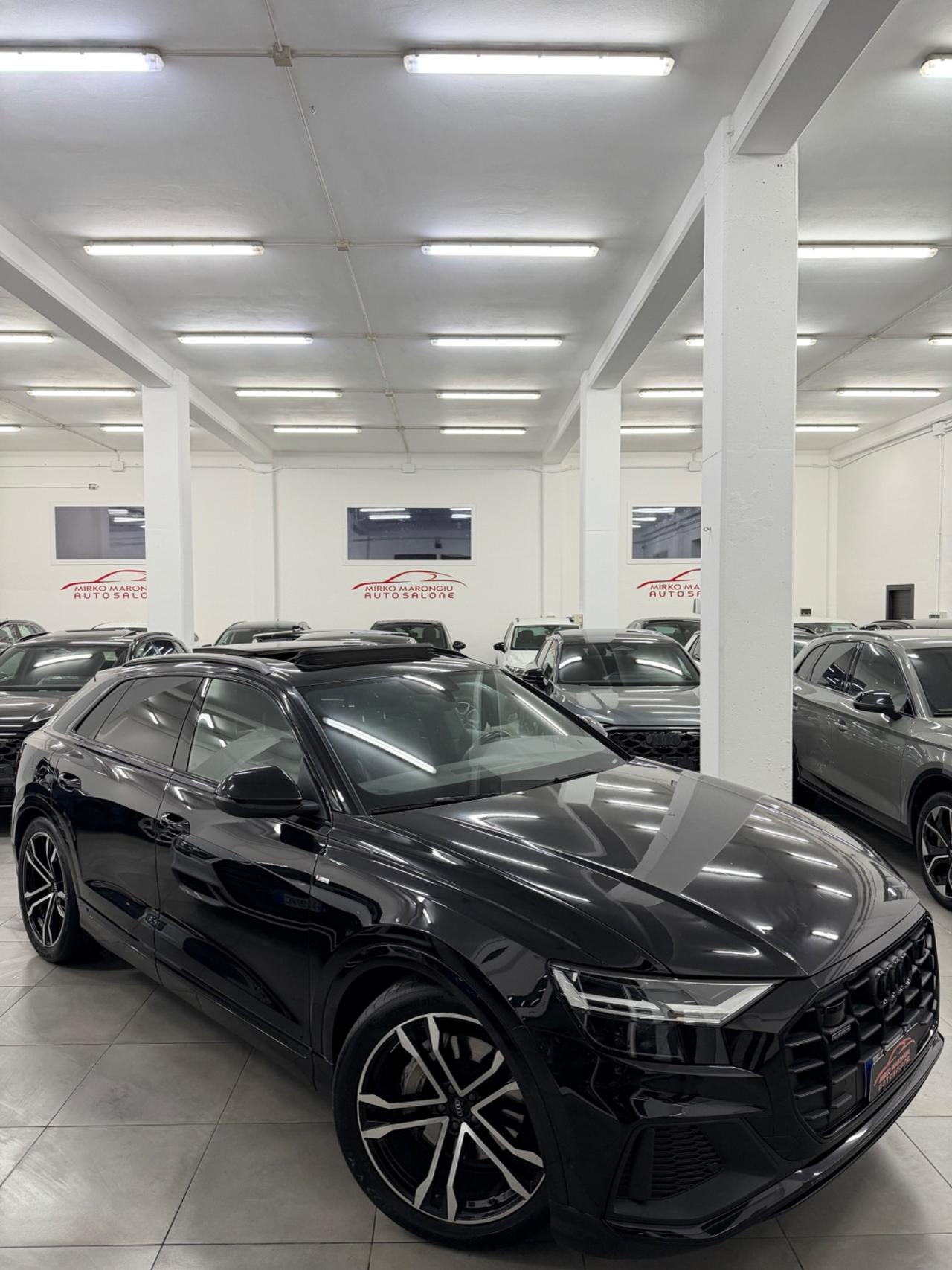 Audi Q8 50 TDI 286 CV quattro S-line FINANZIABILE