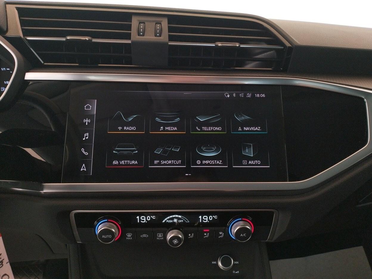 AUDI Q3 35 2.0 tdi Business s-tronic - IVA ESPOSTA