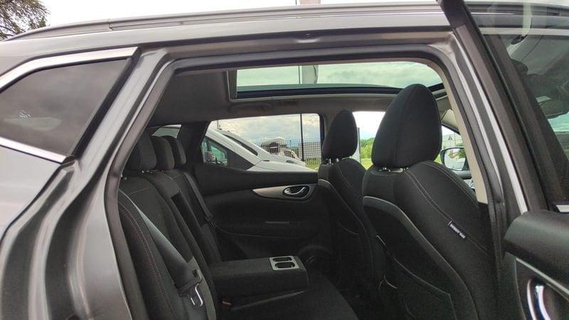 Nissan Qashqai Qashqai 1.5 dCi N-Connecta