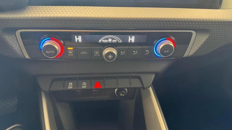 Audi A1 Sportback 30 1.0 Tfsi Identity Black 110 Cv. S-Tronic