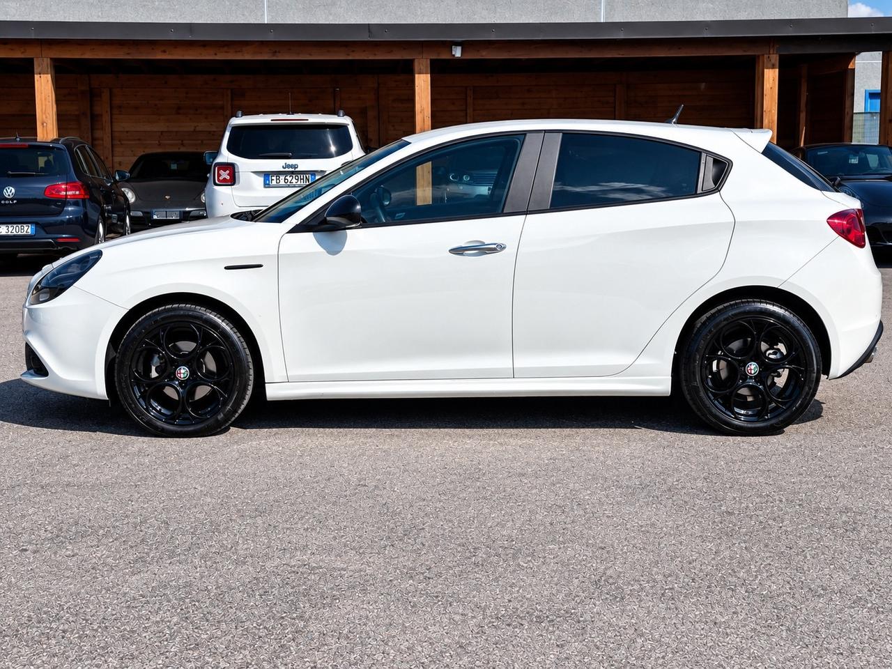 Alfa Romeo Giulietta1.6 105 CV Distinctive DISTRIBUZIONE ESEGUITA