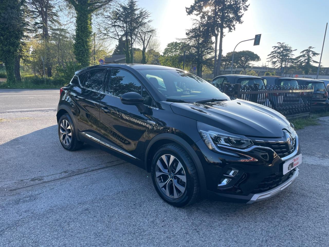 Renault Captur Plug-in Hybrid E-Tech 160 CV Intens
