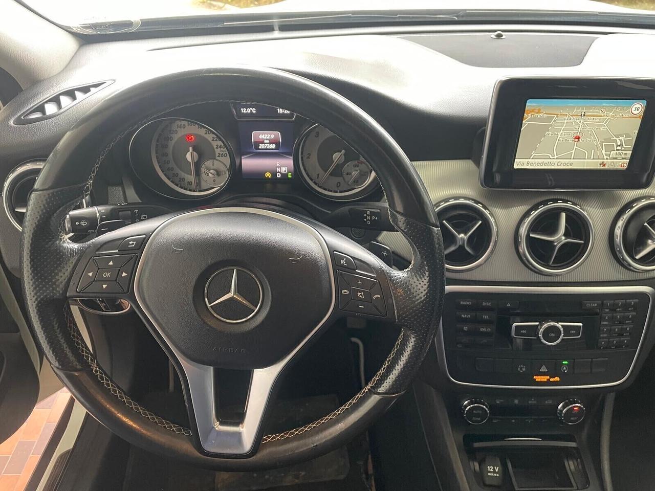 Mercedes-benz GLA 200 GLA 200 CDI Automatic Sport