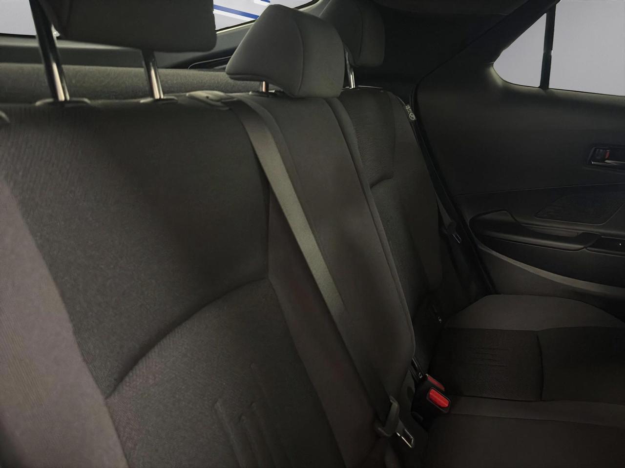 Toyota C-HR 2.0 phev Trend fwd e-cvt