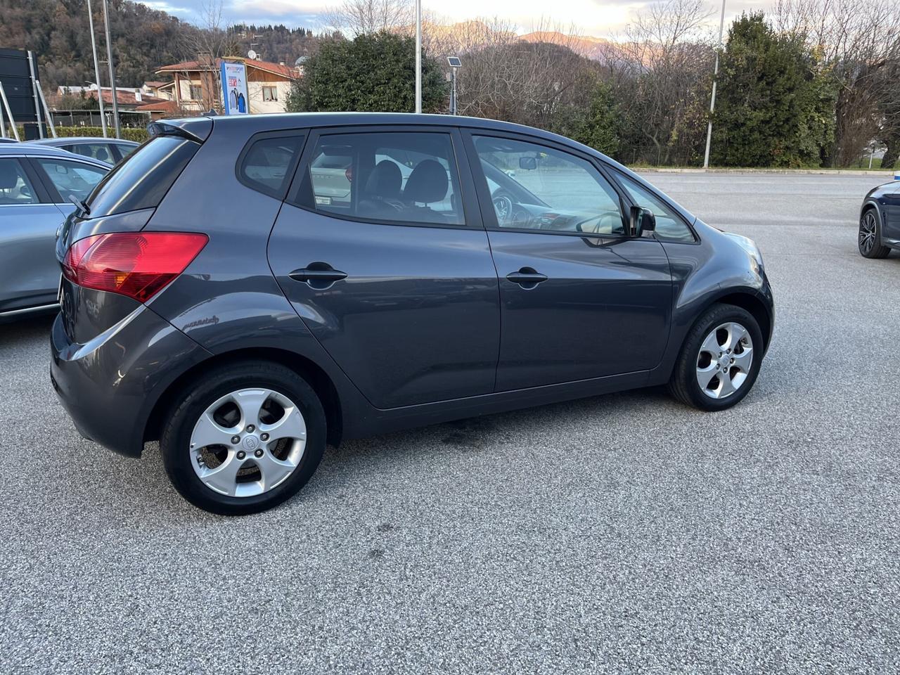 KIA VENGA 1400 CC 90 CV BENZINA