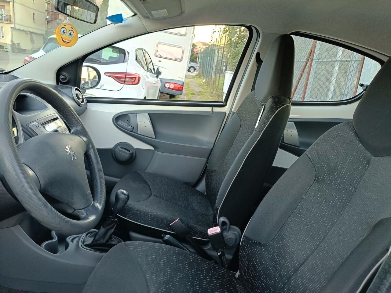 Peugeot 107 1.0 benzina