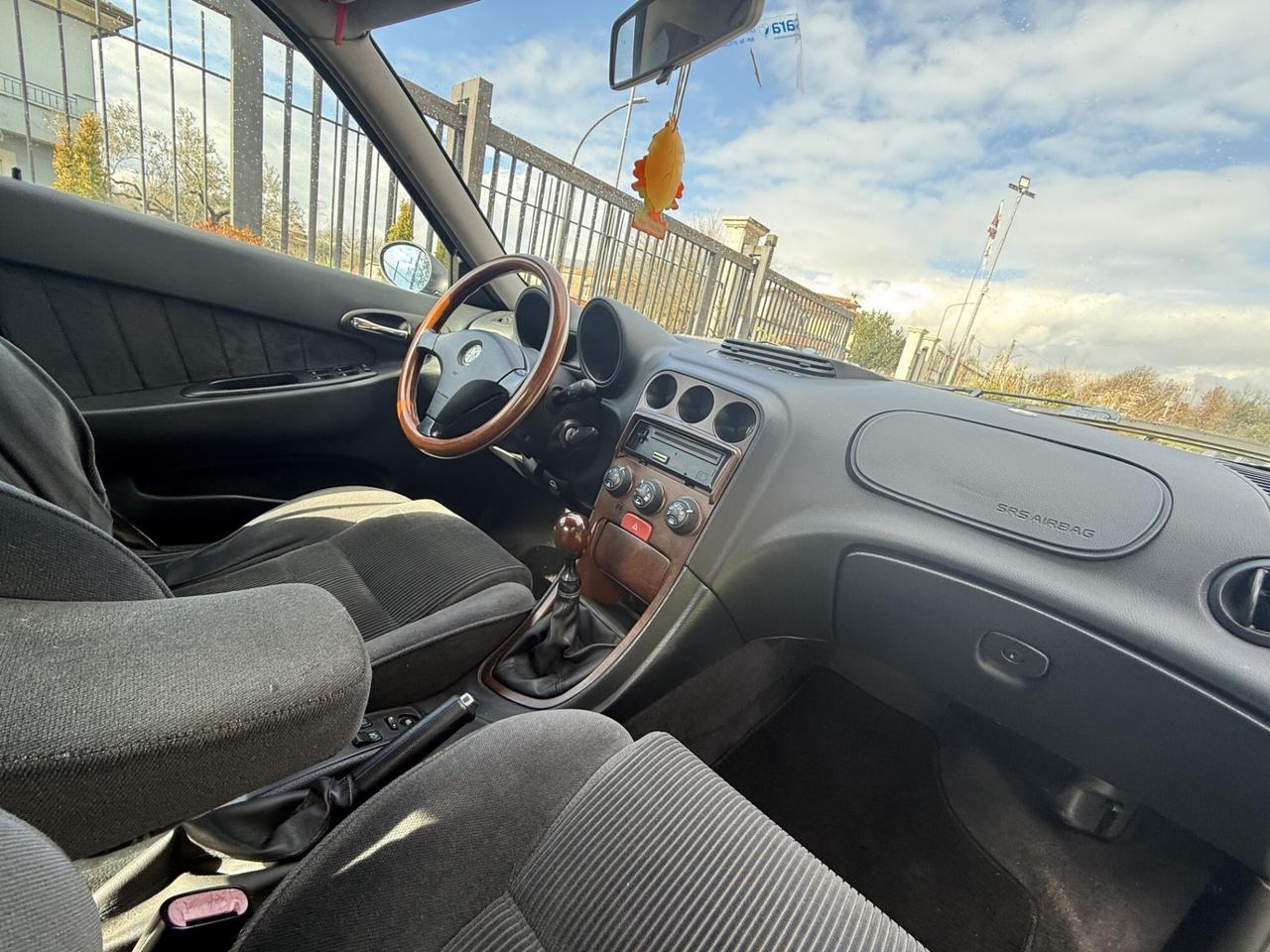 ALFA ROMEO 156 1.9 JTD BERLINA