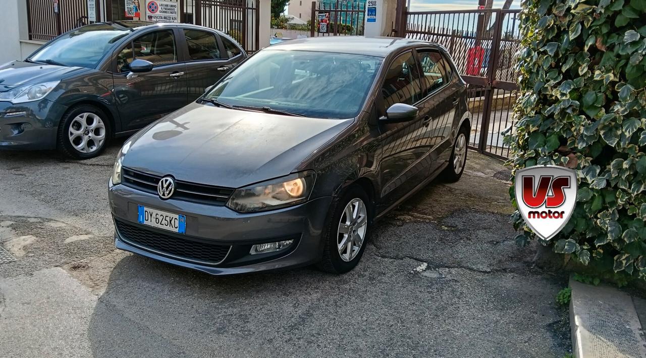 VOLKSWAGEN POLO 1.6 TDI-2010