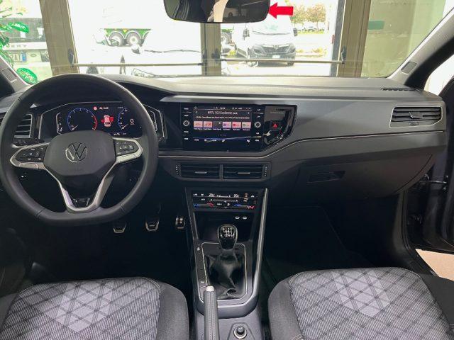 VOLKSWAGEN Taigo 1.0 TSI R-Line SOLO 1900KM