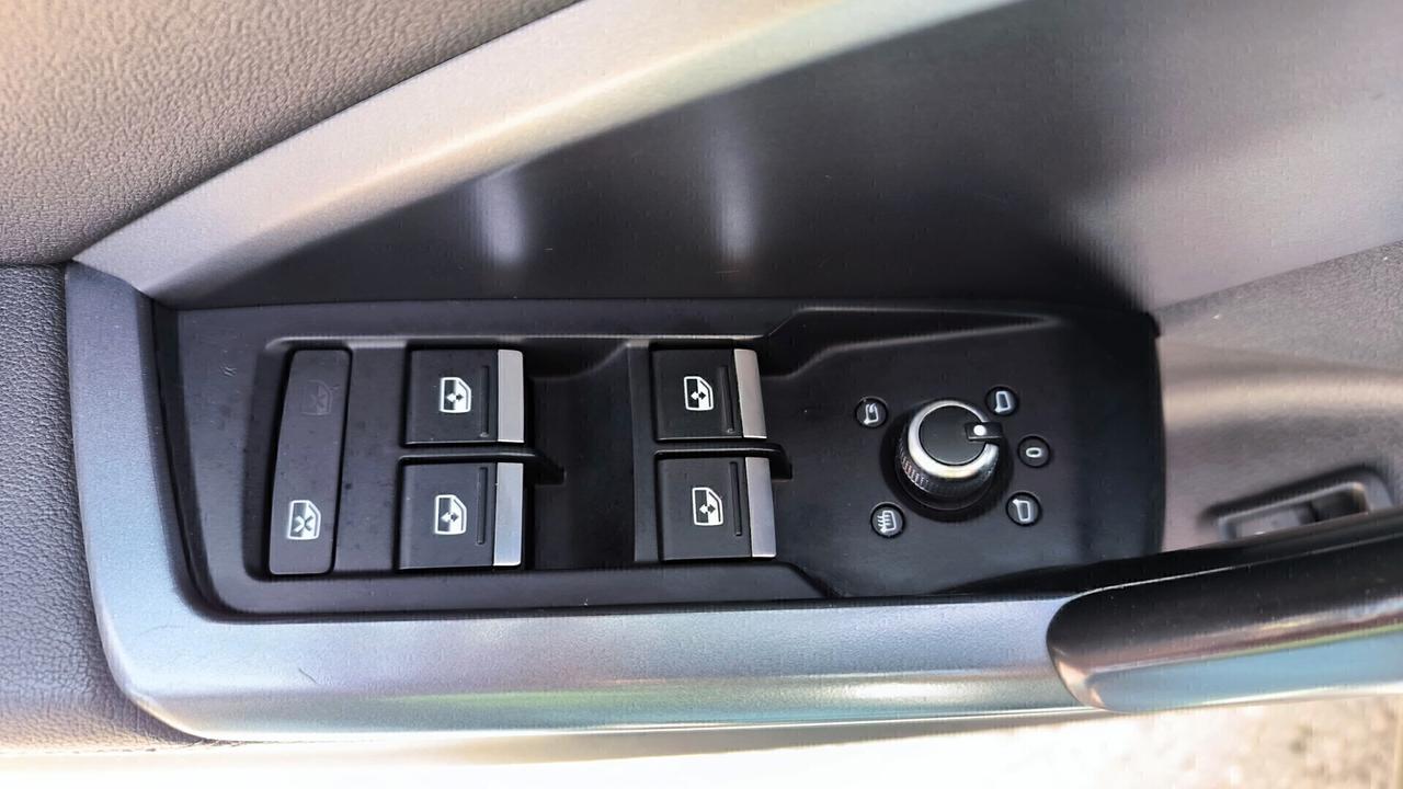 Audi Q3 35 2.0 TDI 150CV S tronic S line edition