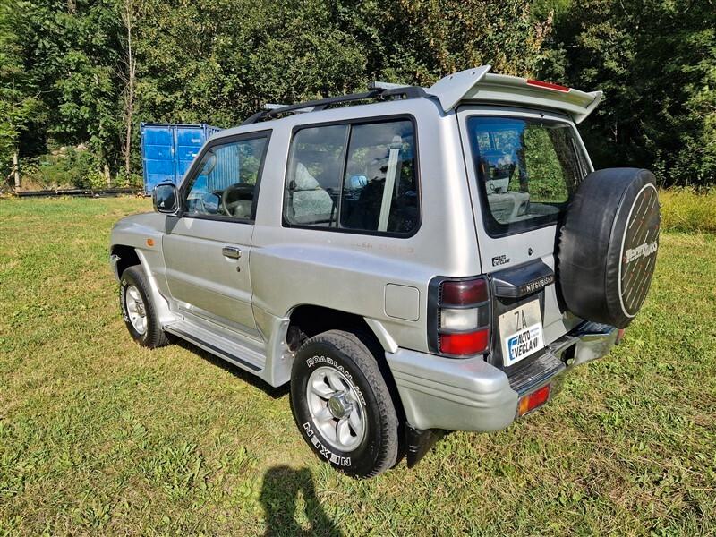 Mitsubishi Pajero 2.5 TDI Metal-top S.S. GLS Target