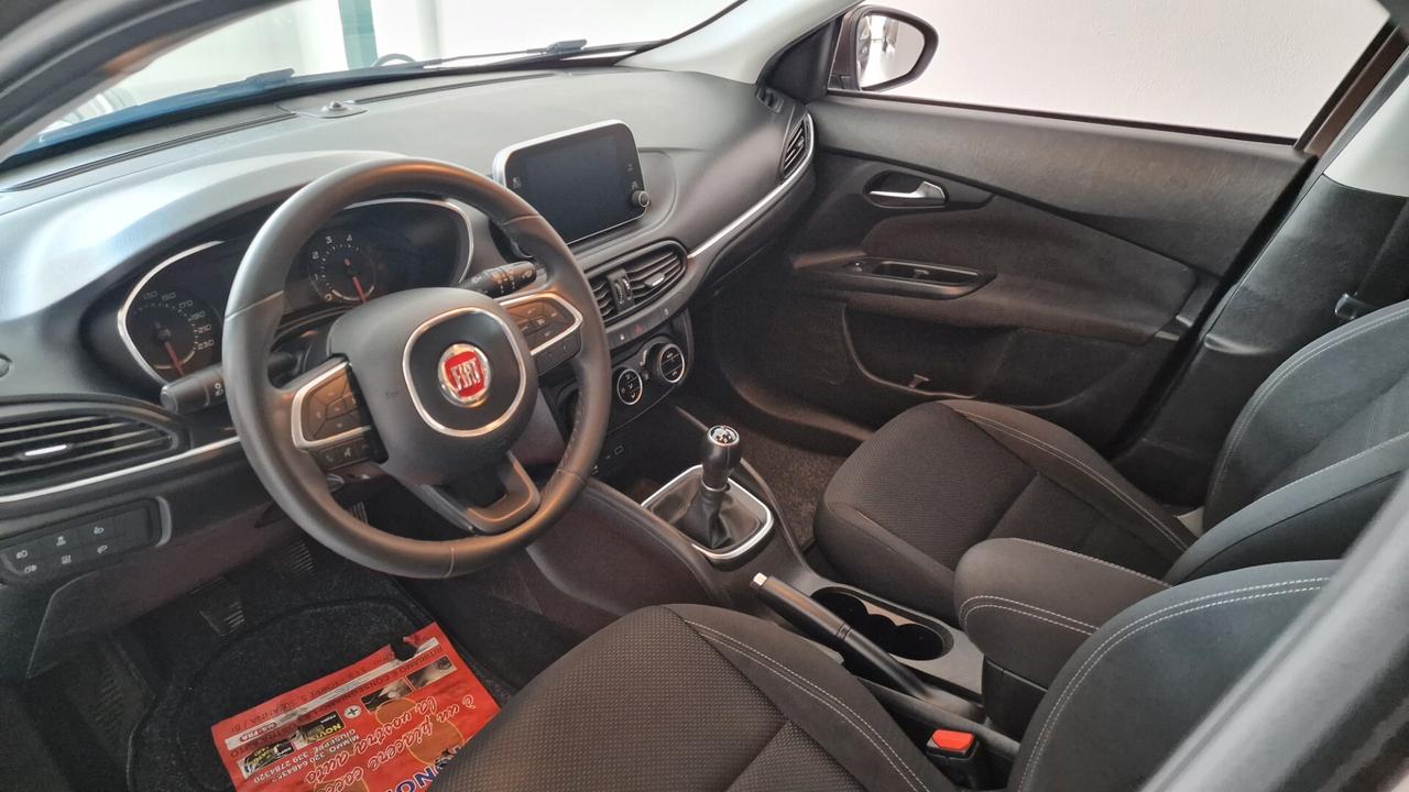 Fiat Tipo 1.3 Mjt S&S SW Lounge