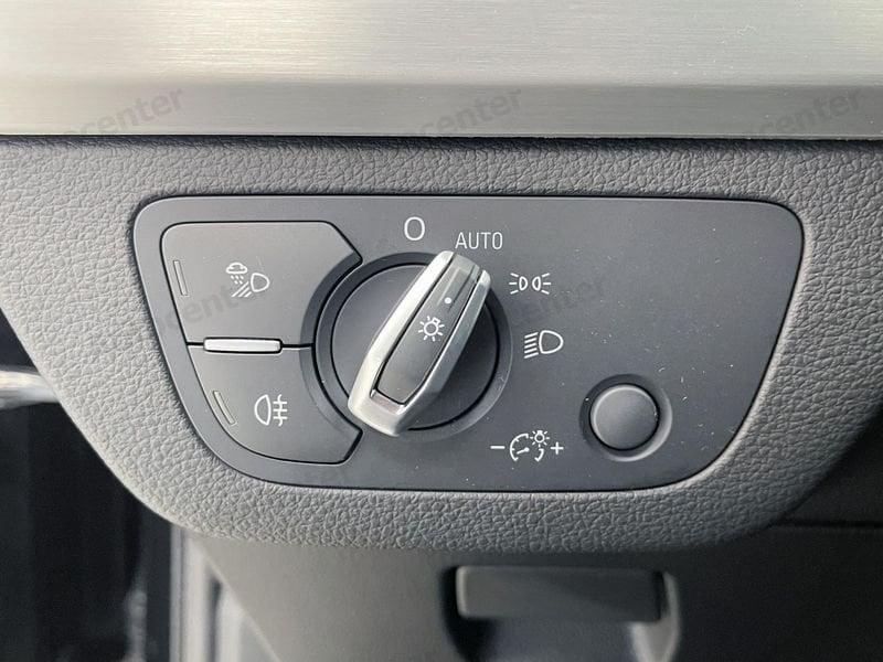 Audi Q5 Sportback 40 tdi Black Line quattro 204cv s-tronic