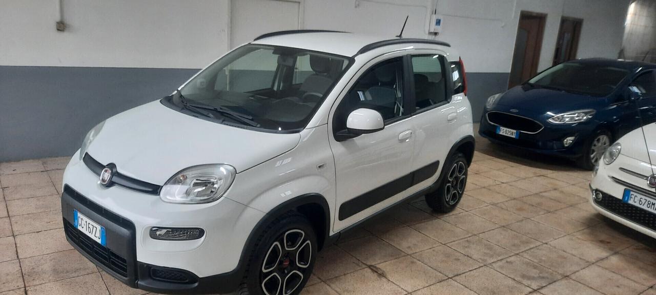 Fiat Panda 0.9 TwinAir Turbo Natural Power City Cross