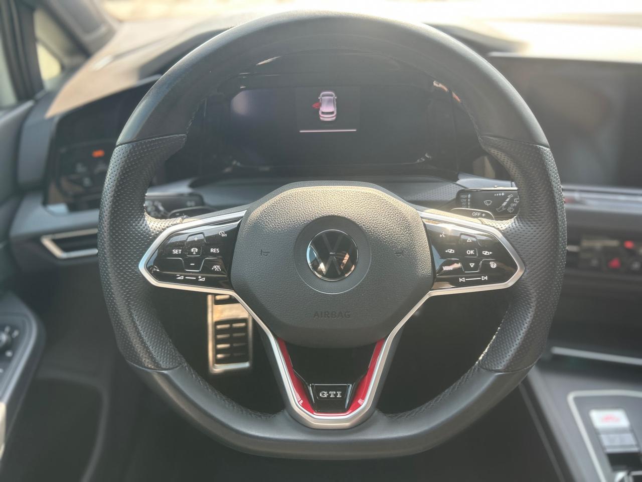 VOLKSWAGEN Golf 8 GTI