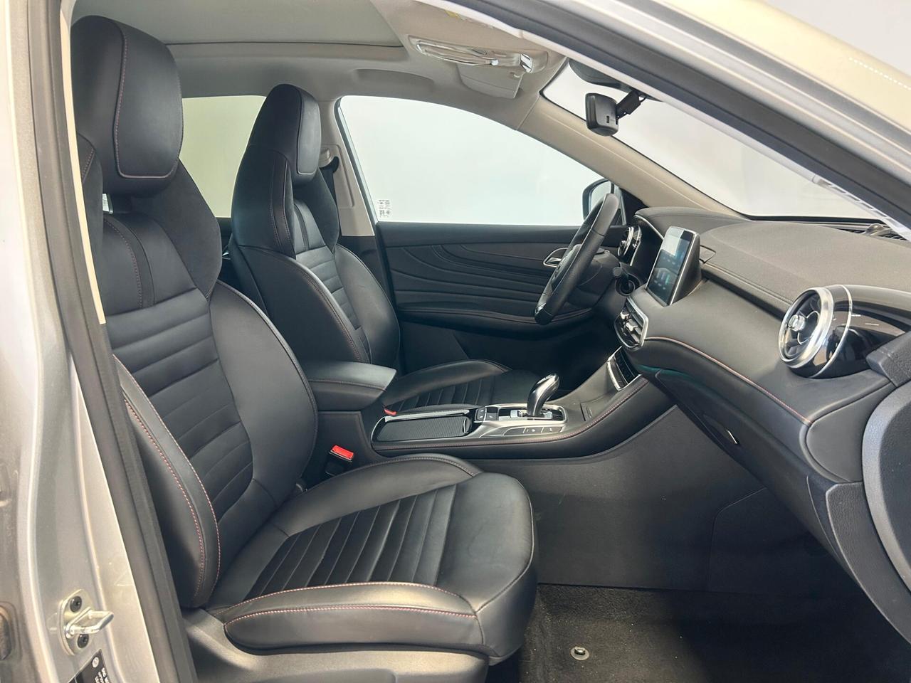 MG HS 1.5T-GDI AT Luxury