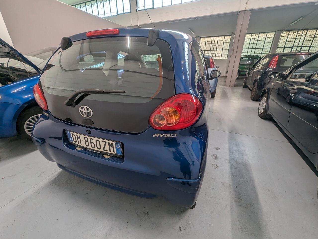 Toyota Aygo 1.0 12V VVT-i 3 porte Griffe