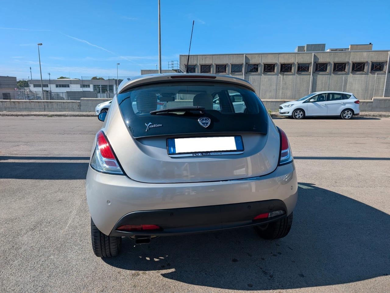 Lancia Ypsilon 1.3 MJT 16V 95 CV 5 porte S&S Gold