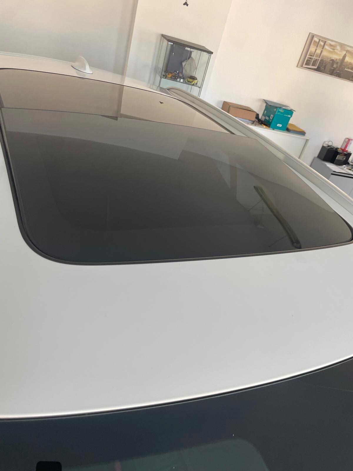 VOLVO XC40 D3 MOMENTUM "MAI VISTA UNA SIMILE"
