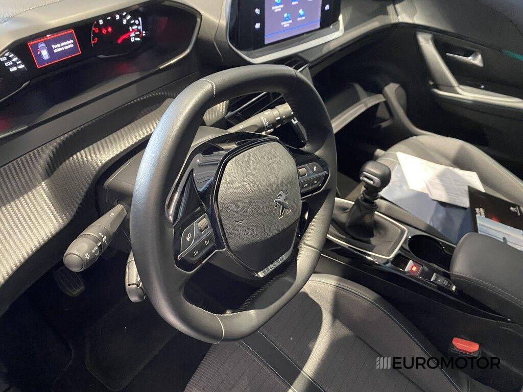 Peugeot 2008 1.2 PureTech Allure Pack