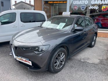 Alfa Romeo Stelvio 2.2 Turbodiesel 210 CV AT8 Q4 Super