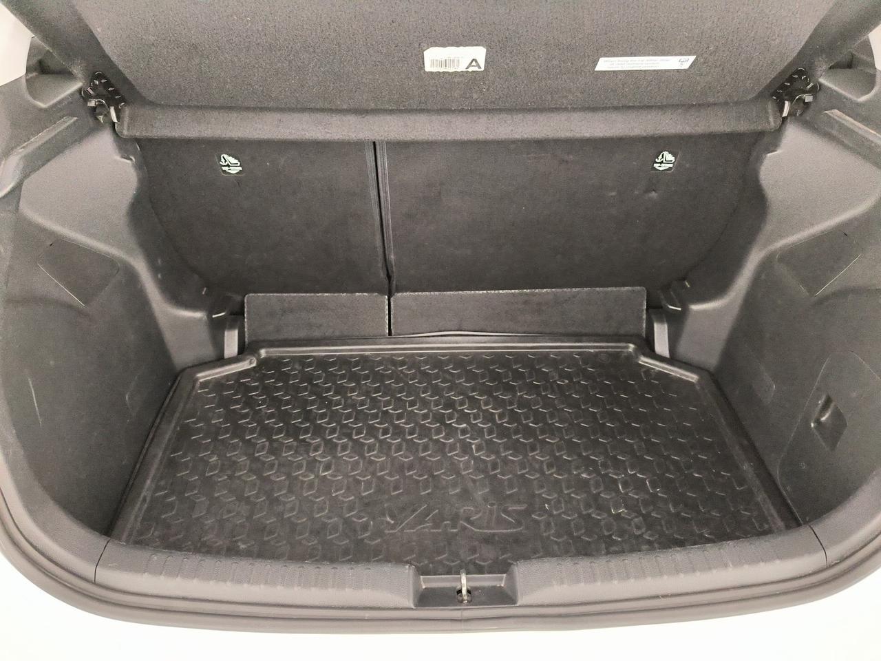 Toyota Yaris 1.0 active