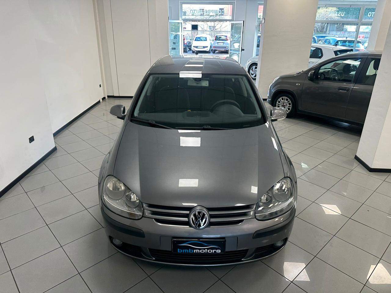 Volkswagen Golf 1.6 16V FSI 5p. Sportline