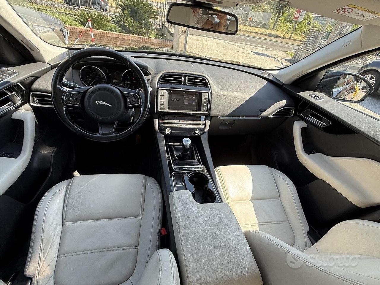 JAGUAR F PACE FULL OPTIONAL GARANZIA 24 MESI