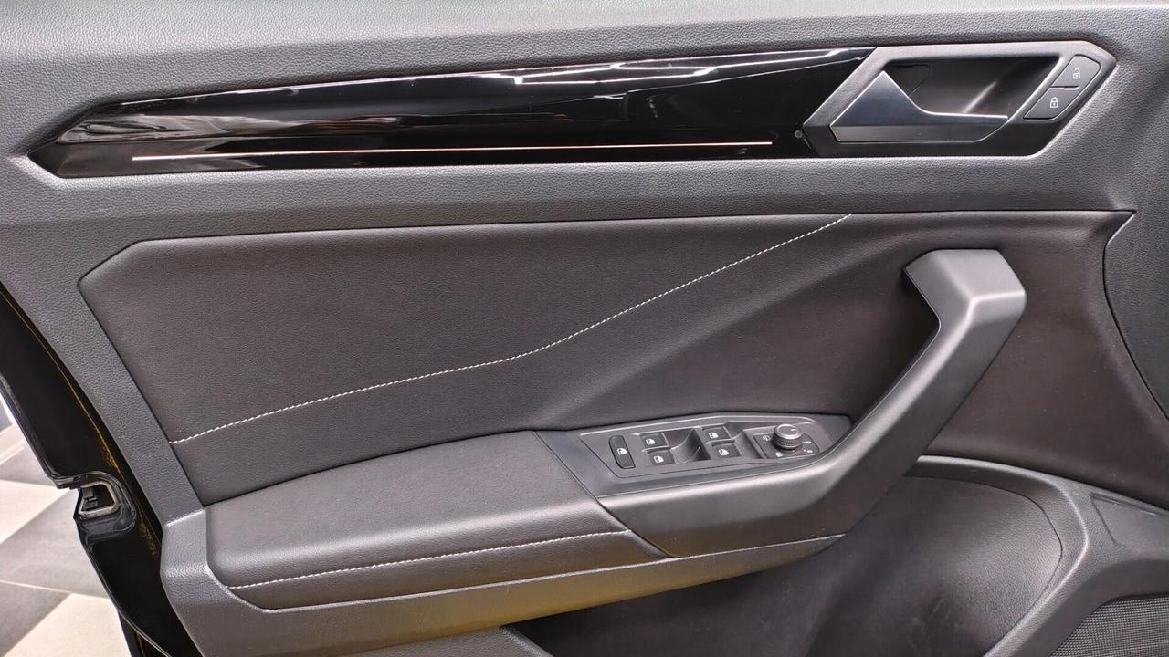 Volkswagen T-Roc 1.0 TSI R-Line