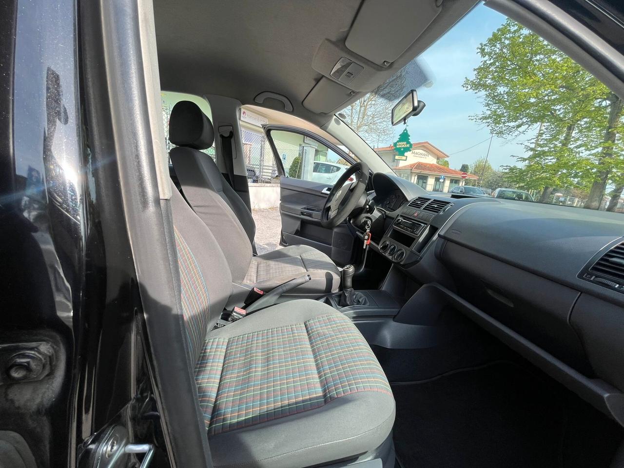 Volkswagen Polo 1.2/60CV 5p. United