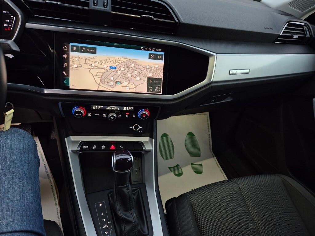 Audi Q3 SPORTBACK 2.0 TDI S-tronic BUSINESS PLUS