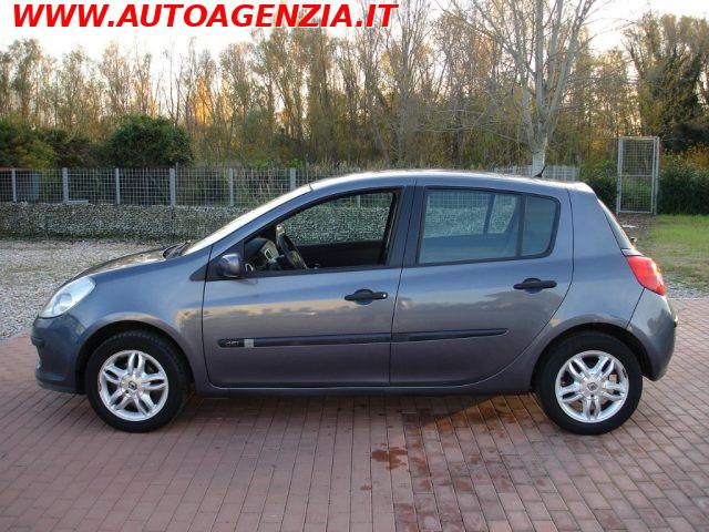 RENAULT Clio 1.2 16V 5 porte Confort