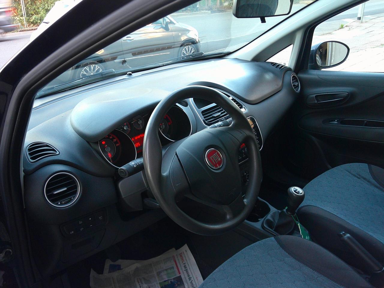 Fiat Punto 1.3 MJT II 75 CV 5 porte Street