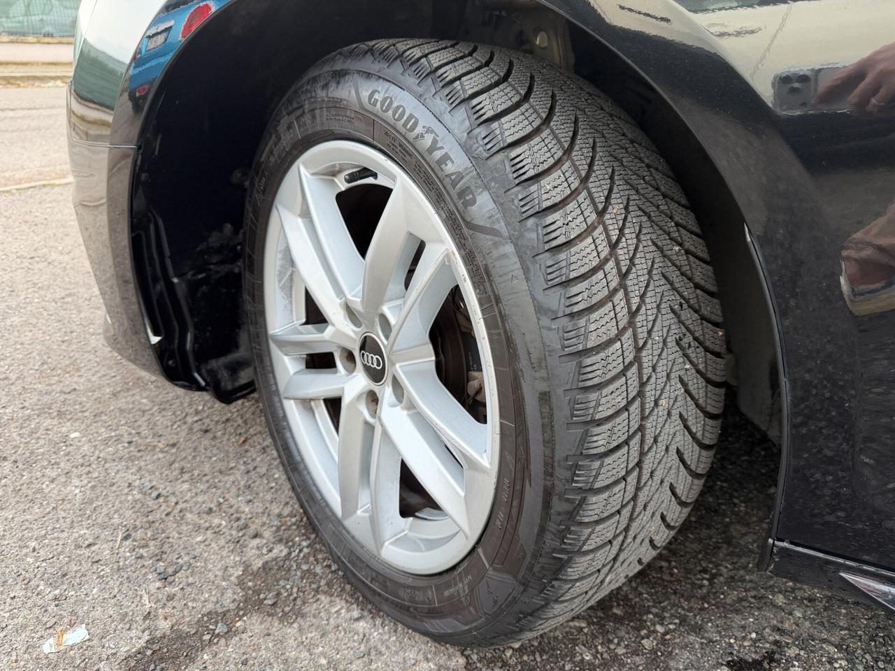 Audi A4 Avant 35 TDI/163 CV S tronic Business Advanced