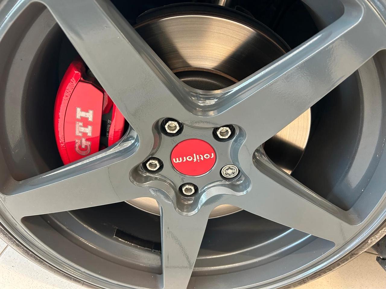 Volkswagen Golf GTI Performance 2.0 TSI 230 CV DSG 5p.