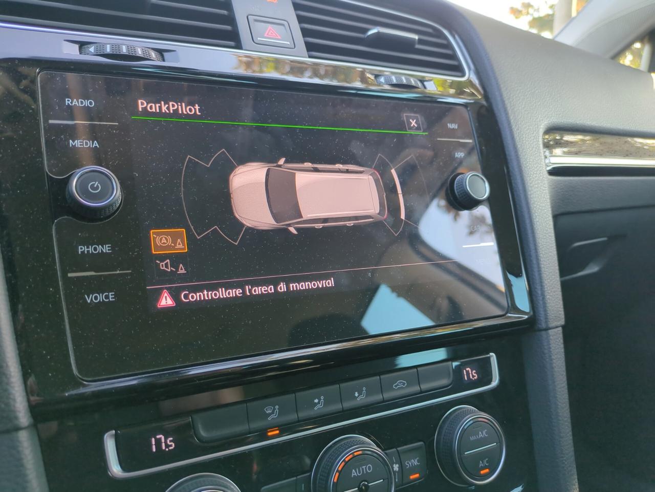 Volkswagen Golf Variant 1.4 TGI 110 CV R-LINE