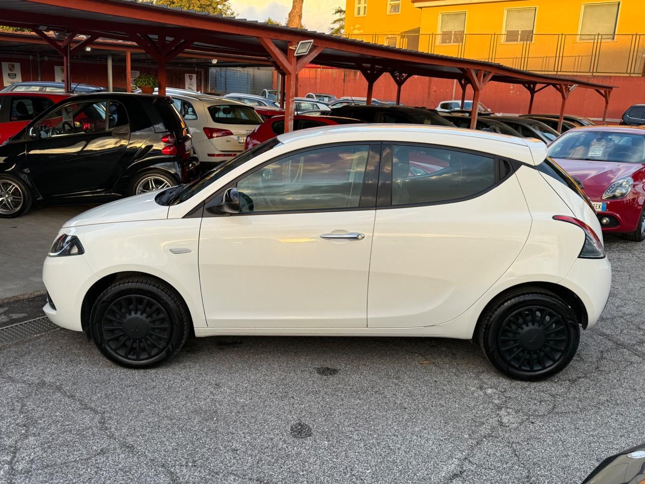 Ypsilon 1.0 /Hybrid/unipro/iva esposta /rate/