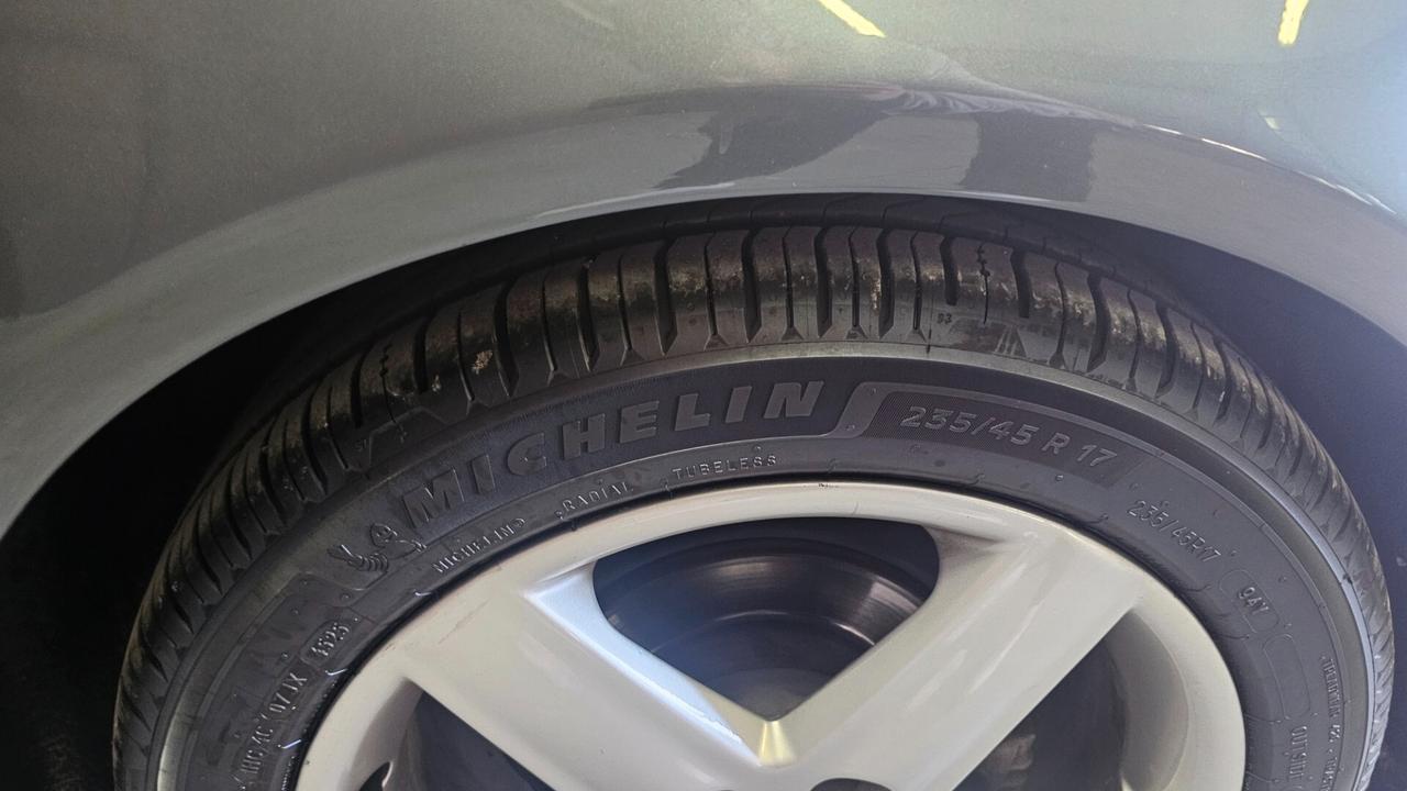 Audi A4 Cabriolet 2.5 V6 TDI cat