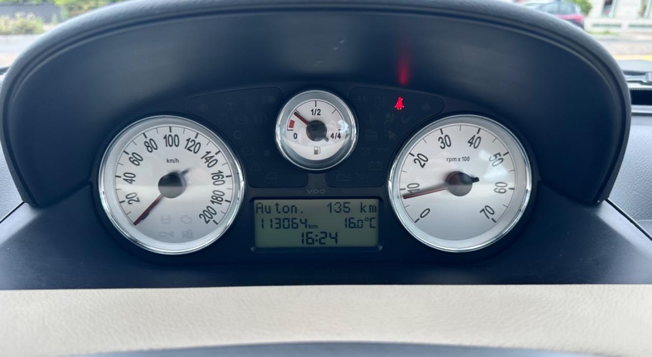 Lancia Ypsilon 1.4Bz 95Cv MomoDesign -Neopatentati