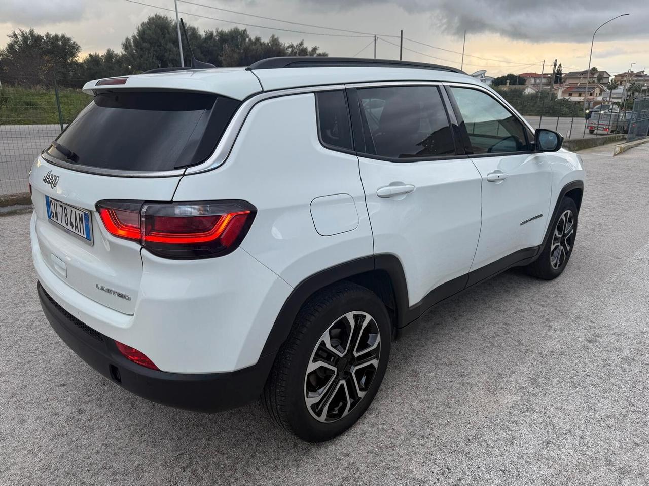 Jeep Compass 1.6D 131CV Limited 2022 N1