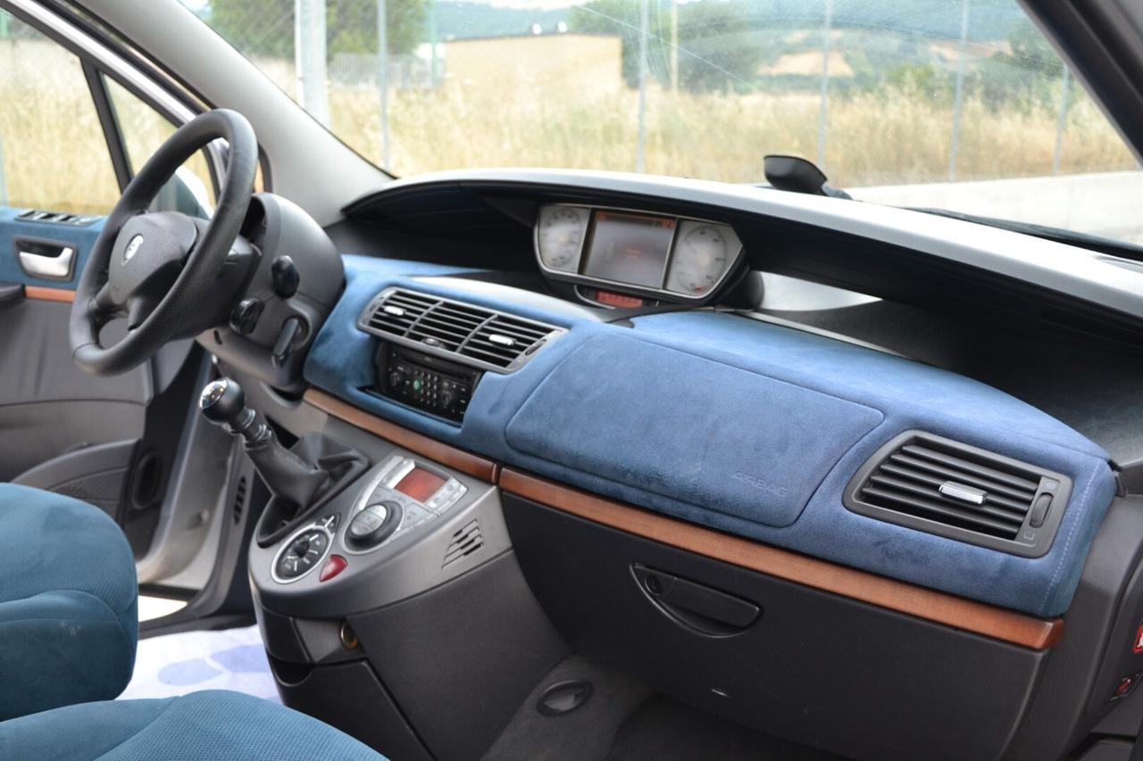 Lancia Phedra 2.2 JTD Emblema FAP