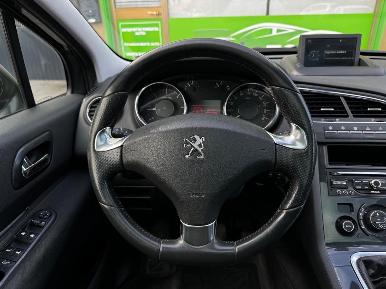 Peugeot 5008 1.6 HDi 115CV Allure