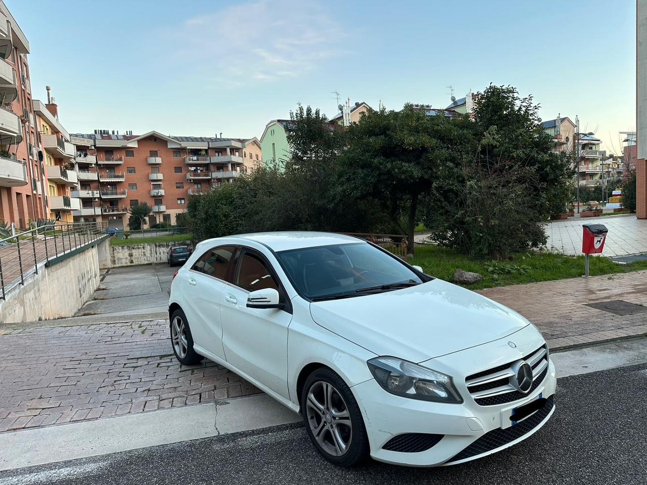 Mercedes-benz A 180 A 180 CDI BlueEFFICIENCY Sport