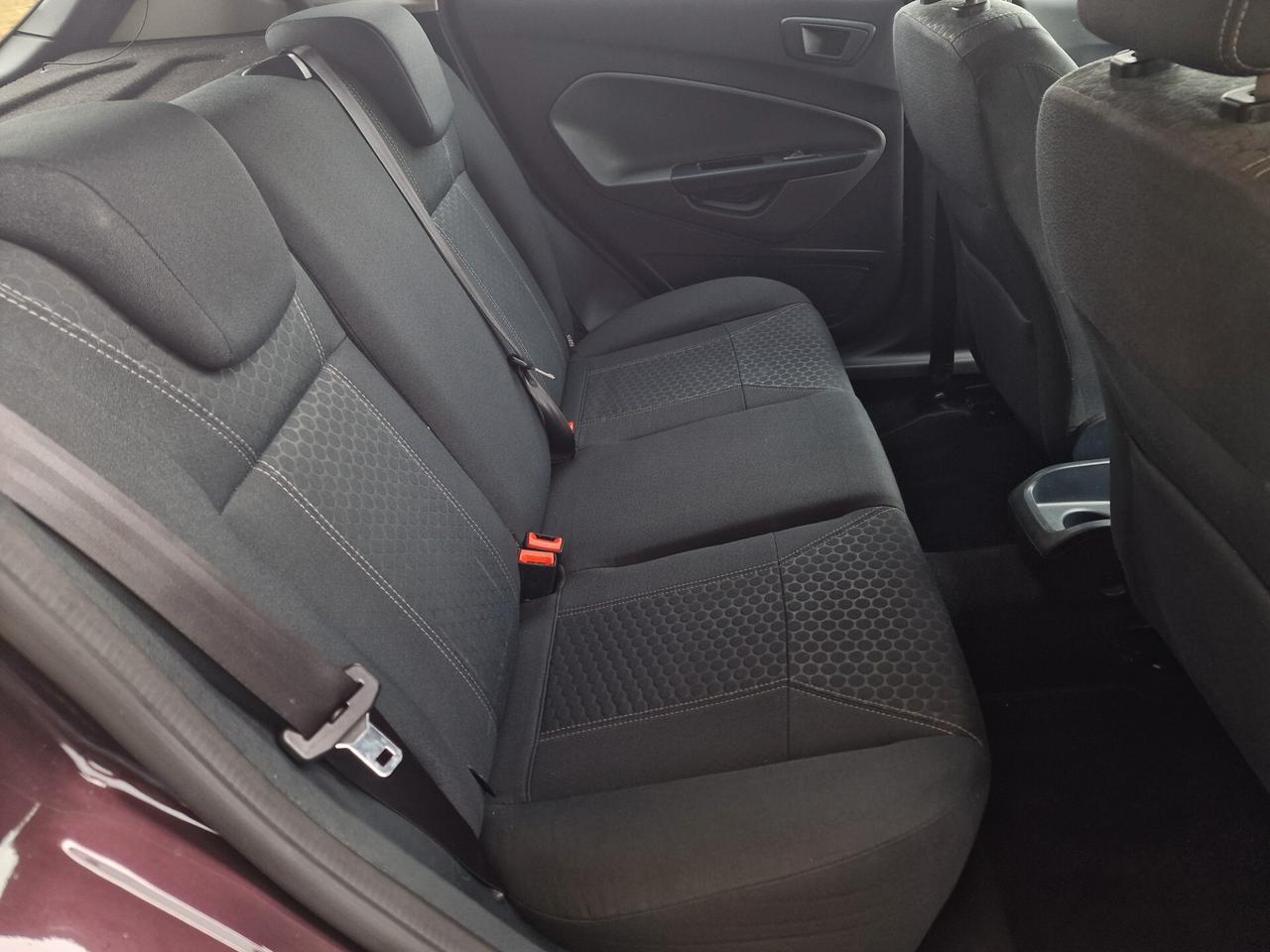 Ford Fiesta 1.2 82cv 5p