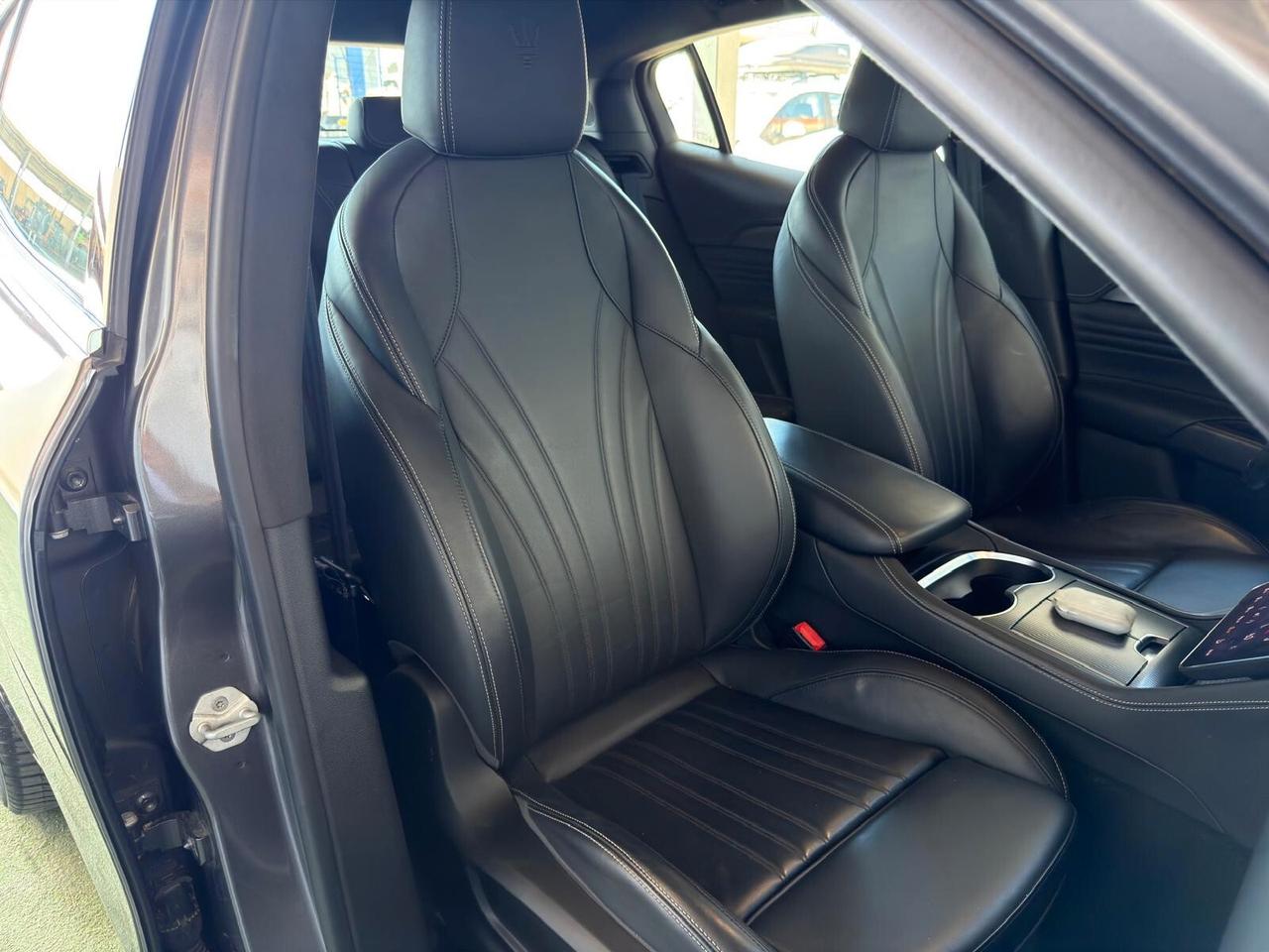 Maserati Grecale MHEV 300 CV AWD GT PrimaSerie