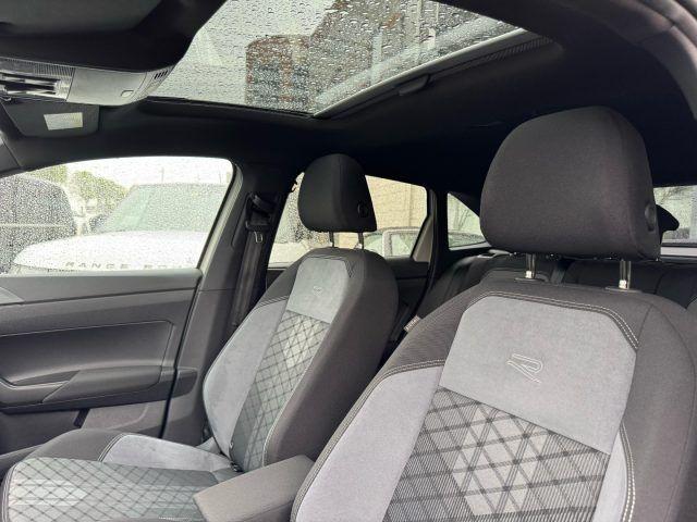 VOLKSWAGEN Taigo 1.0 TSI 110 CV DSG R-Line