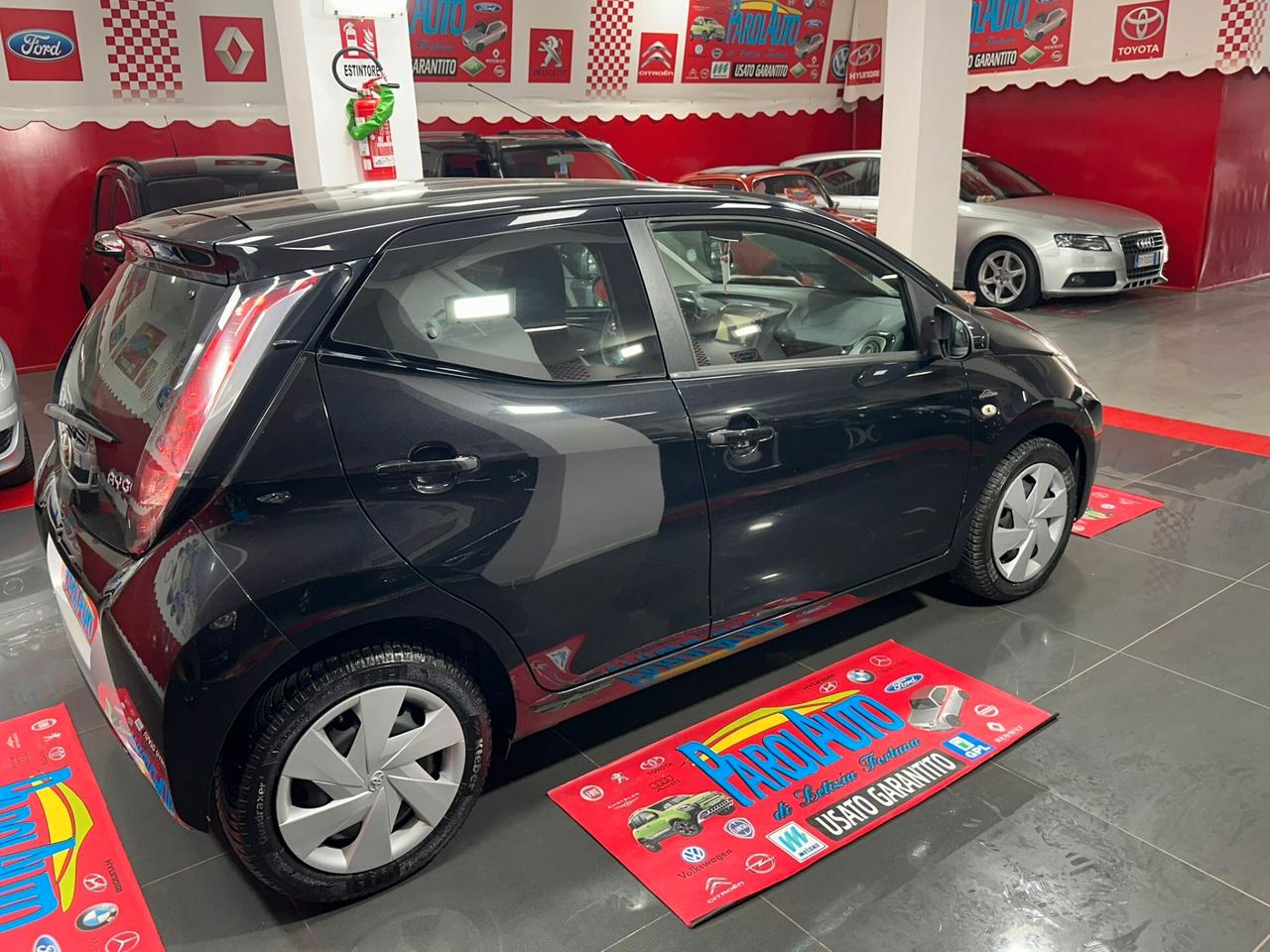 Toyota Aygo 1.0 VVT-i 69 CV x-BLACK - 2016