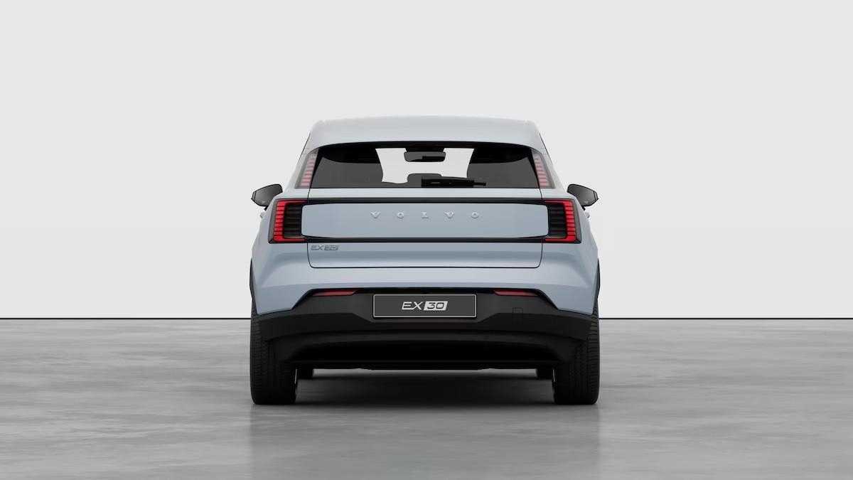 VOLVO EX30 Essential Single Motor PREZZO PROMO FINO AL 31/12/2025