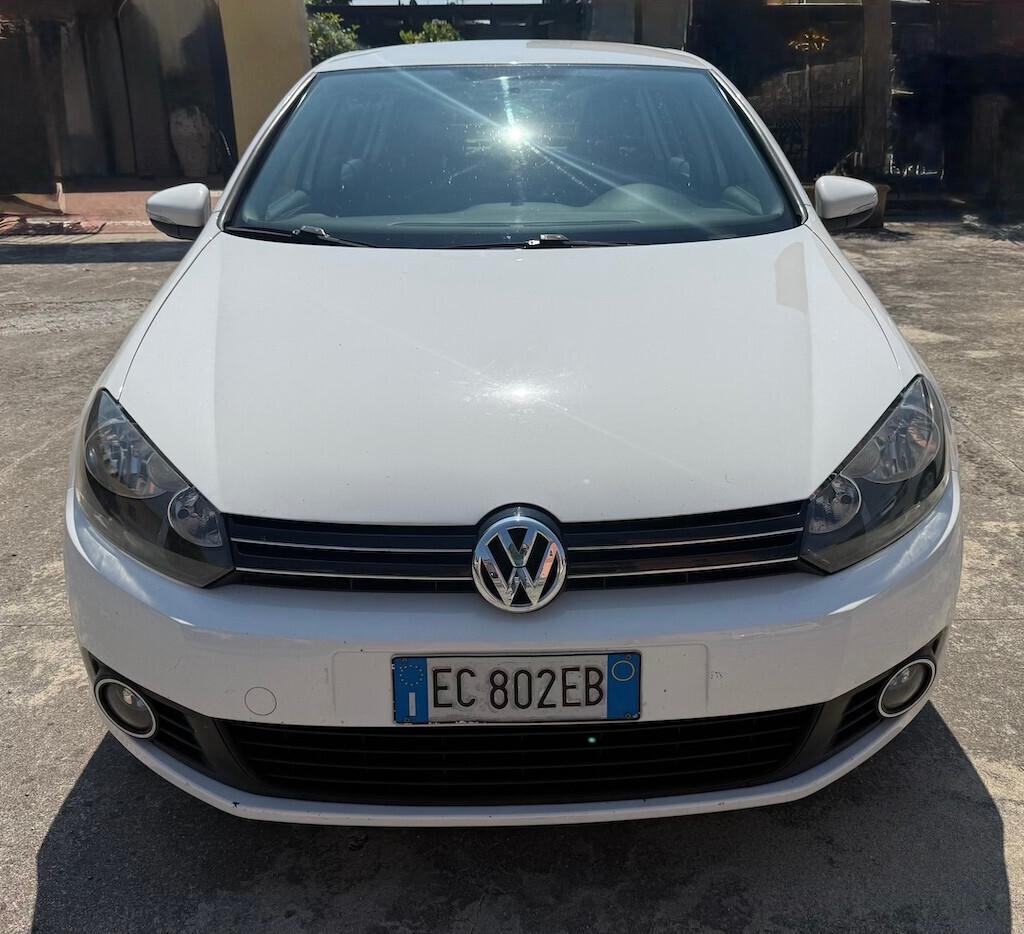 Volkswagen Golf 1.6 5p. Trendline GPL